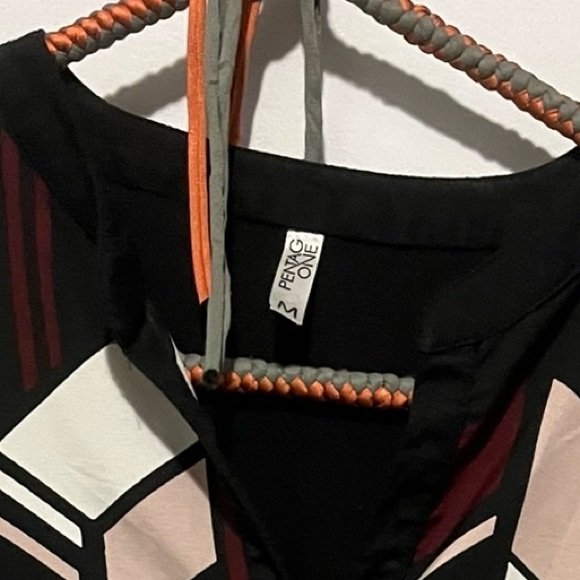 Geometric Print Black Long Sleeve Top - Picture 2 of 2